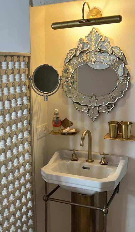 Le Singe Rose Bed & Breakfast Marrakesh Bagian luar foto